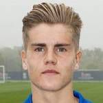 https://img.longzhuzhibot.com.cn/img/football/player/738c0cbf0d2016d1395e2722af88f98e.png